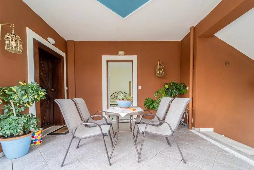 Apartment Liberis Studios Razata Greece